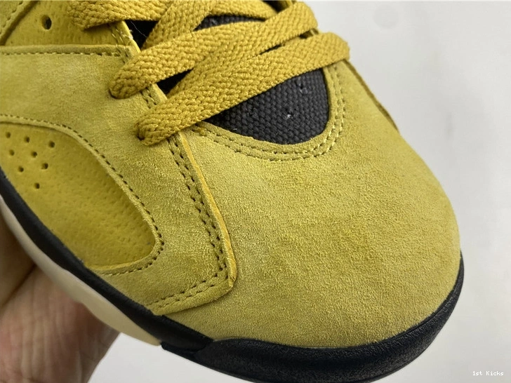 Air Travis  6 x CN1084-300  Scott Jordan 1229